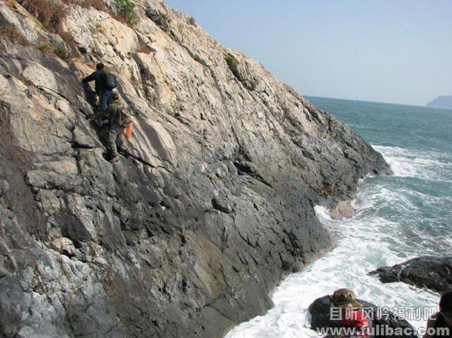 东冲海柴角 位于深圳大鹏半岛最东端的地方