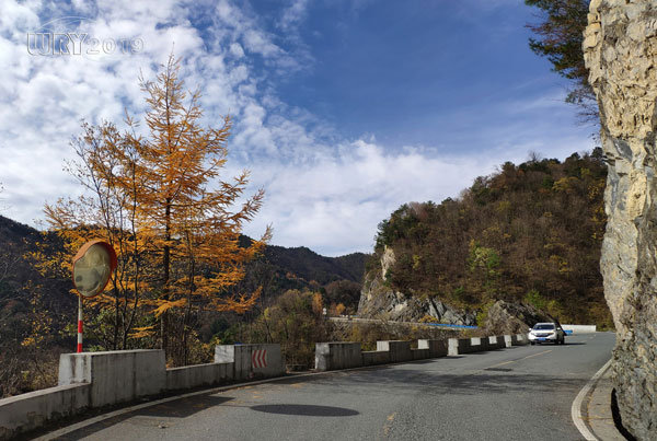 大巴山最后的秘境:镇坪化龙山·飞渡峡的迷人秋色